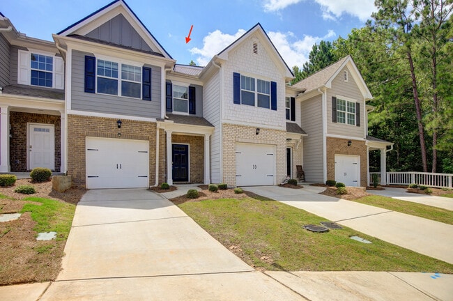 property at 44 Chastain Cir