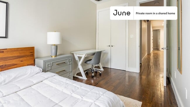 Private bedroom in 4 bed/2 bath Home in New York, NY - Building Photo - Building Photo