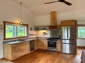 55-719-719 Kahei Rd in Hawi, HI - Building Photo