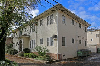 Anderson Apartments in Sacramento, CA - Building Photo - Building Photo