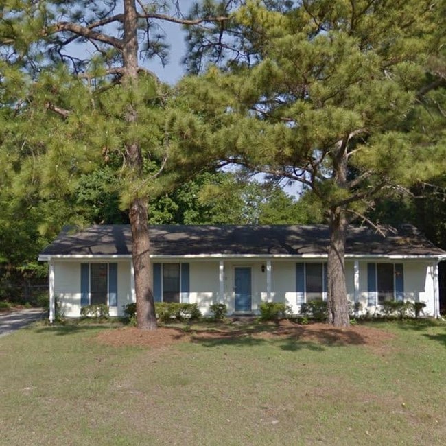 property at 275 Fairfax St