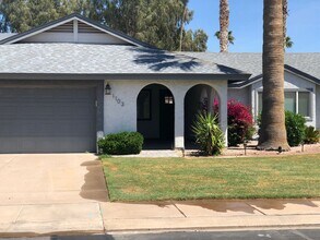 1103 Leisure World in Mesa, AZ - Foto de edificio - Building Photo