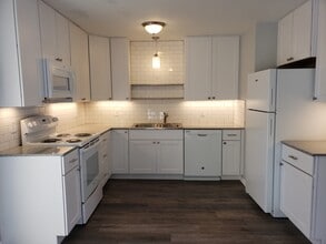 7401 E 107th St in Kansas City, MO - Building Photo - Building Photo