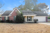 180 Country Pl in Oakland, TN - Building Photo - Building Photo