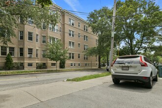 1774 Beacon St, Unit 6 in Brookline, MA - Building Photo - Building Photo