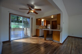 106-209 Harvard Ct SE, Unit 206 in Salem, OR - Building Photo - Building Photo