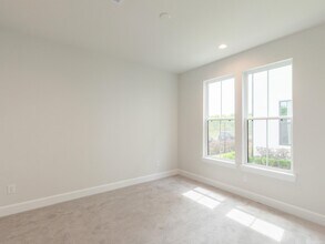 2808 Grand Fountains Dr in Houston, TX - Building Photo - Building Photo