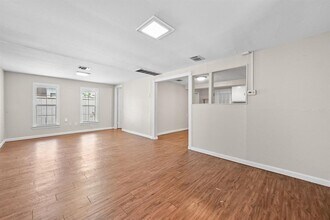 1706 Riverview St in Austin, TX - Building Photo - Building Photo