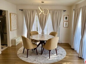 450 Rexford Dr in Beverly Hills, CA - Building Photo - Building Photo
