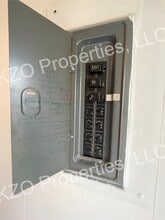 608 W Michigan Ave in Paw Paw, MI - Building Photo - Building Photo