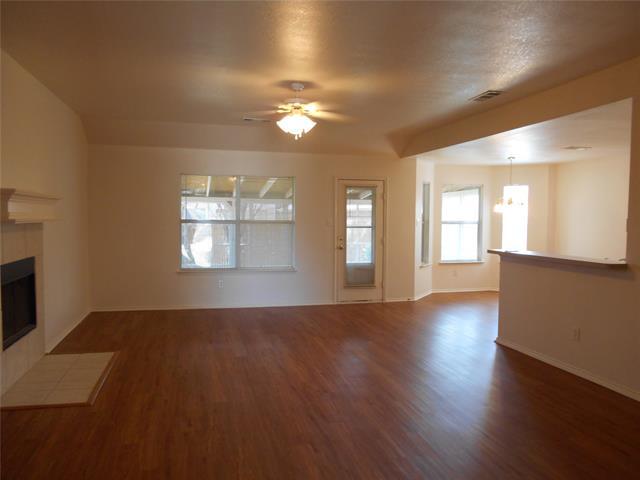 7905 Blue Duck Trail in Arlington, TX - Building Photo - Building Photo