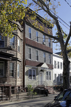 164 Delaware Ave in Jersey City, NJ - Building Photo - Building Photo