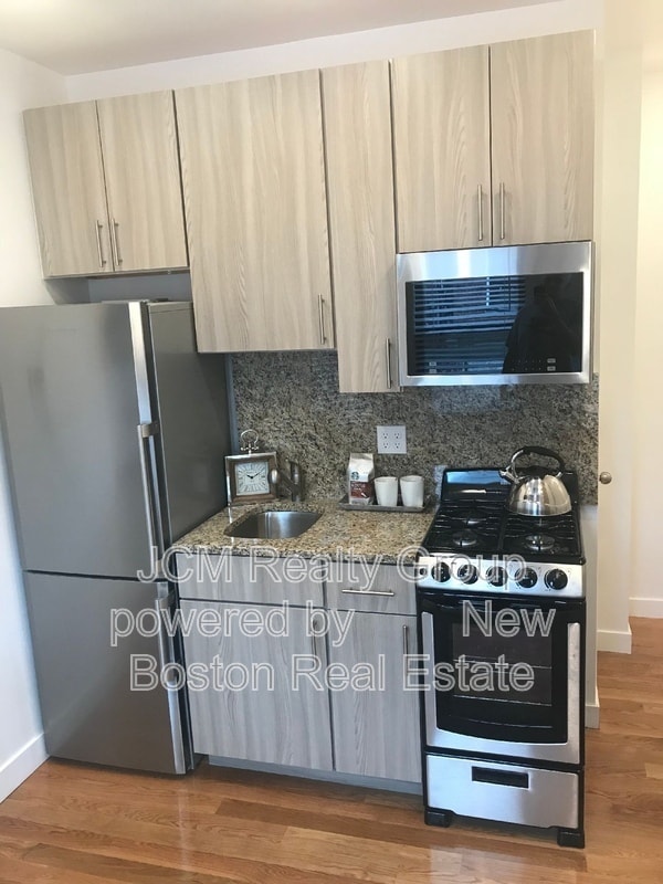 property at 16 5th St
