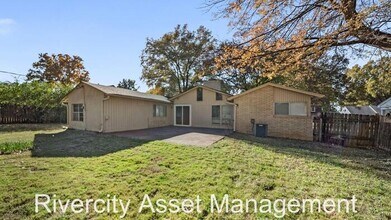 3164 Inverness Pkwy Dr in Memphis, TN - Building Photo - Building Photo