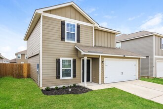 7226 Lazy Cyn in San Antonio, TX - Building Photo - Building Photo