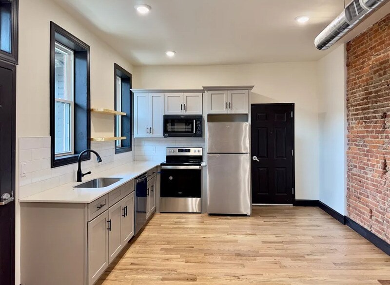 709 N Duke St in Lancaster, PA - Building Photo