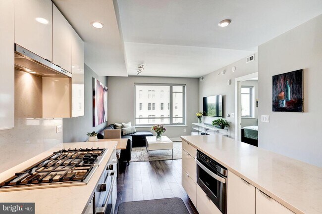 1311 13th St NW-Unit -PH2 (602) in Washington, DC - Building Photo - Building Photo