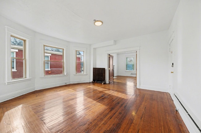 37 Euclid St in Ludlow, KY - Foto de edificio - Building Photo