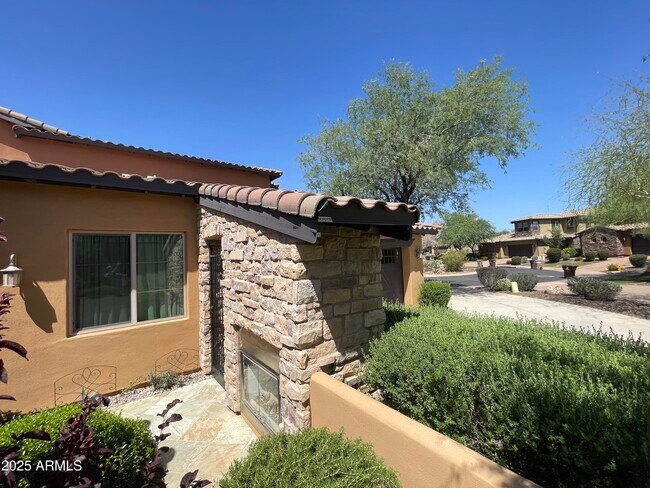 12035 W Red Hawk Dr in Peoria, AZ - Building Photo - Building Photo