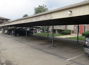 600 Manhattan Dr in Boulder, CO - Building Photo - Building Photo