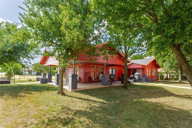 property at 340 E 3rd St