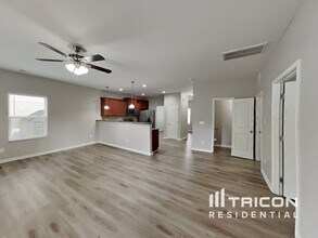 308 Switchback Street in Knightdale, NC - Foto de edificio - Building Photo