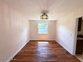 3734 B Ward St in Jacksonville, FL - Building Photo - Building Photo
