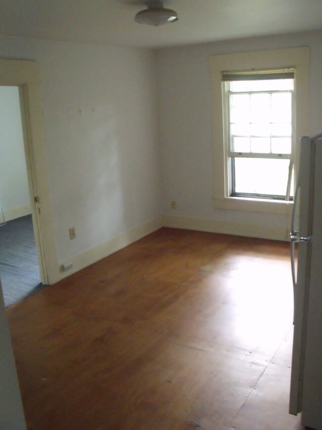 307 W Oregon St, Unit 3