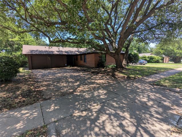 property at 2816 Westfield Ave