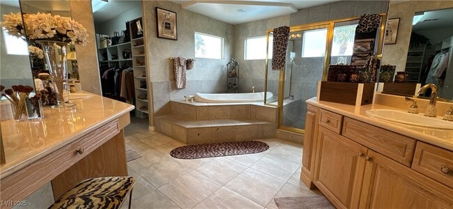 property at 9905 Fox Springs Dr