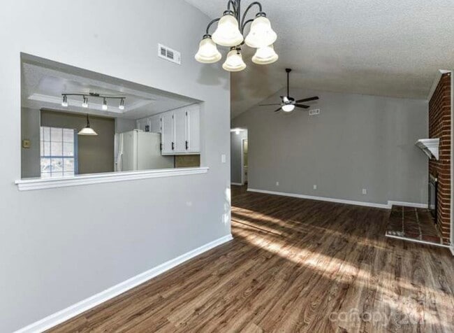 5234 Amity Springs Dr in Charlotte, NC - Building Photo - Building Photo