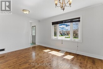 40 Butterworth Ave in Toronto, ON - Building Photo - Building Photo