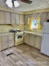 112 Fireball Cir in North Fort Myers, FL - Foto de edificio - Building Photo