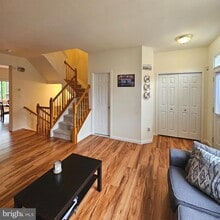 222 Kirby St in Manassas Park, VA - Building Photo - Building Photo