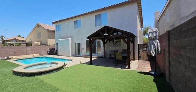 7831 Abalone Bay St in Las Vegas, NV - Building Photo - Building Photo