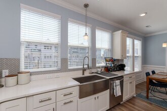 9624 21st Bay St in Norfolk, VA - Foto de edificio - Building Photo