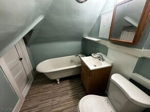 108 Shanley Ave in Newark, NJ - Building Photo - Building Photo