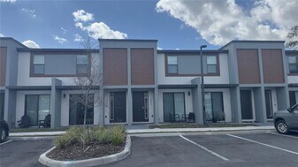 8798 Positivity Dr in Kissimmee, FL - Building Photo