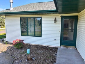7602 John Ave in Superior, WI - Building Photo - Building Photo