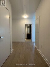 3900 Confederation Pkwy in Mississauga, ON - Building Photo - Building Photo