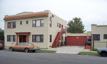 1247 E 43rd St in Los Angeles, CA - Building Photo - Building Photo