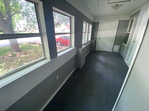 710 W Chicago St in Springfield, MO - Building Photo - Building Photo