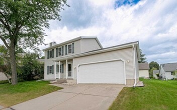 878 Sky Ridge Dr in Madison, WI - Building Photo - Building Photo