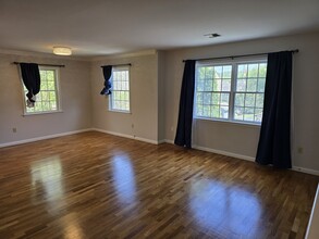 13 Autumn Leaf Ct, Unit 2-1 in Highland Falls, NY - Building Photo - Building Photo