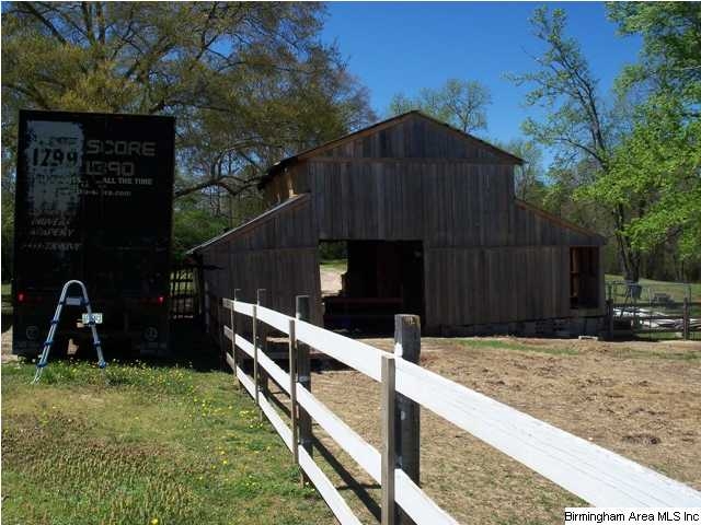 120 Roll Tide Rd in Anniston, AL - Building Photo