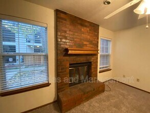 3200 W Britton Rd in The Village, OK - Building Photo - Building Photo