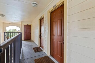 11901 4th St N in St. Petersburg, FL - Building Photo - Building Photo