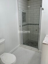 1084 Dorchester Ave, Unit 2 in Boston, MA - Foto de edificio - Building Photo