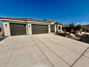 506 Martignano Wy in Saint George, UT - Building Photo - Building Photo