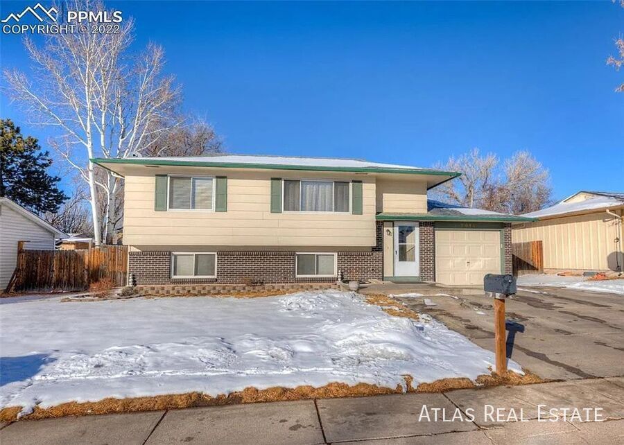 3914 Encino St in Colorado Springs, CO - Building Photo